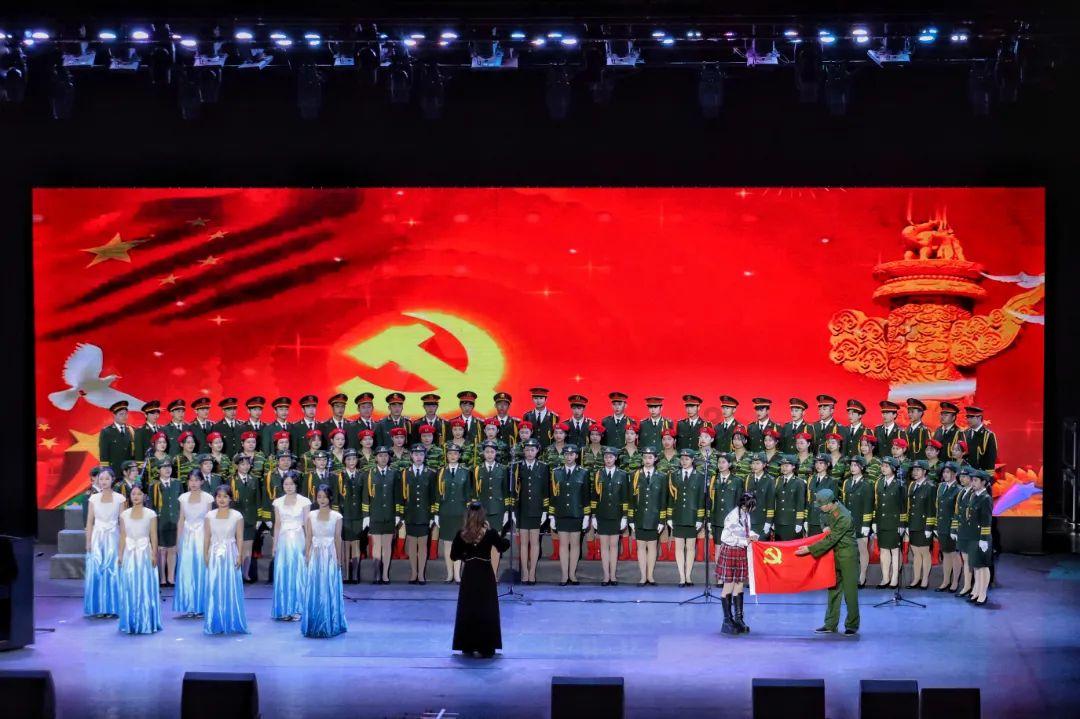 一藩属国请求改名，清皇帝听后大怒，用倒过来的国名直到今天