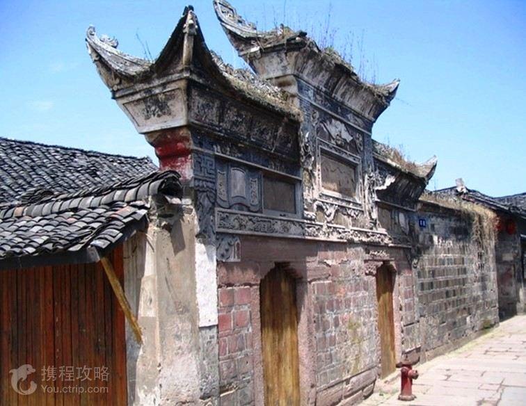 笑出猪叫的穿帮镜头：刘涛我忍了，关晓彤这也太美了